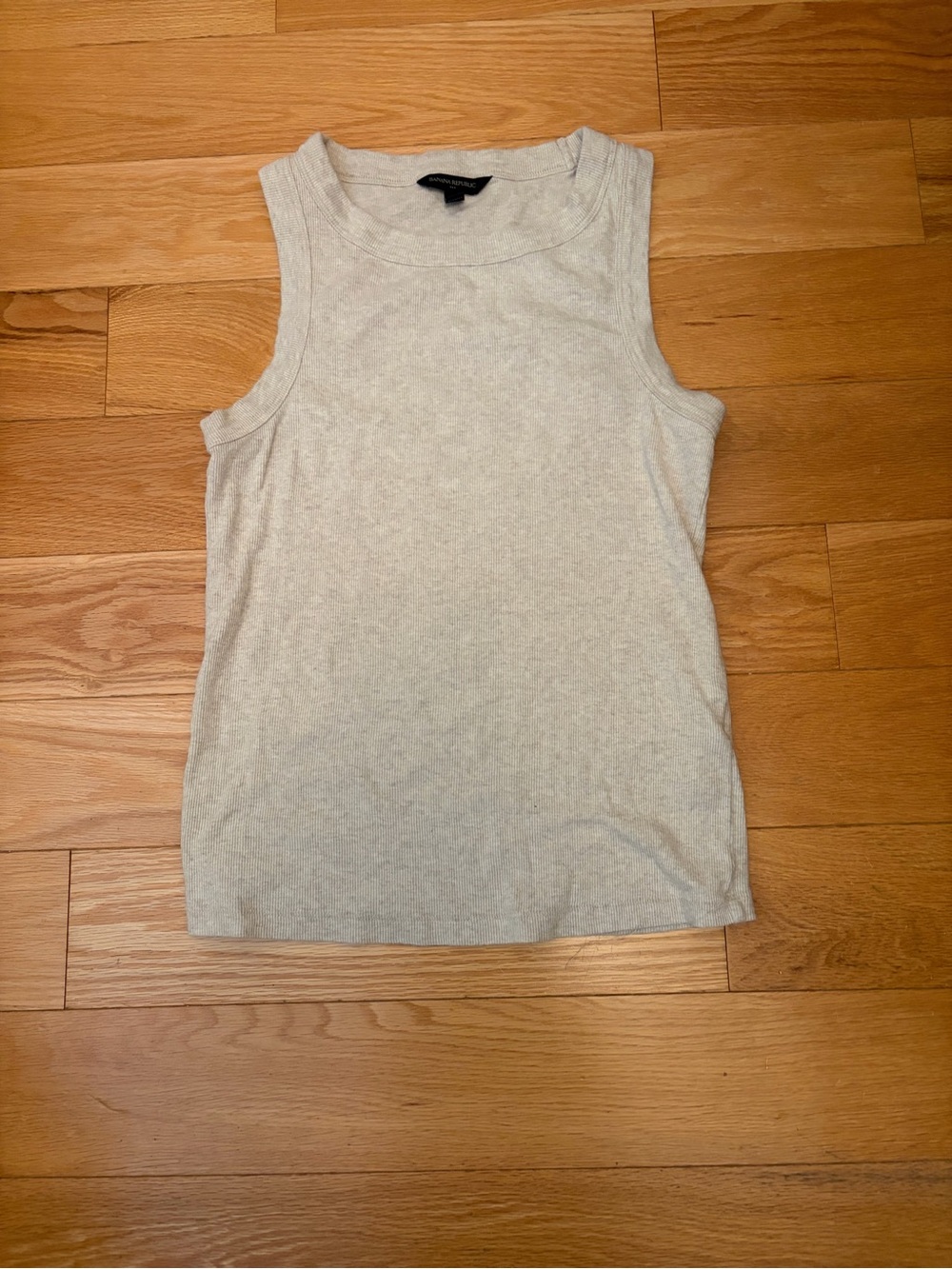 Banana Republic tan crew neck line Sleeveless Tank cotton